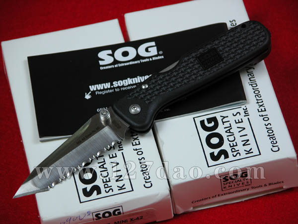 美国哨格小型战术折刀 SOG-S84S 美国哨格小型战术折刀 SOG-S84S