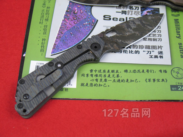 美国挺进者Strider SMF军绿柄数码版折刀
