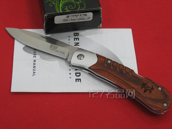 美国蝴蝶Benchmade15050-2檀木柄折刀 美国蝴蝶Benchmade15050-2檀木柄折刀