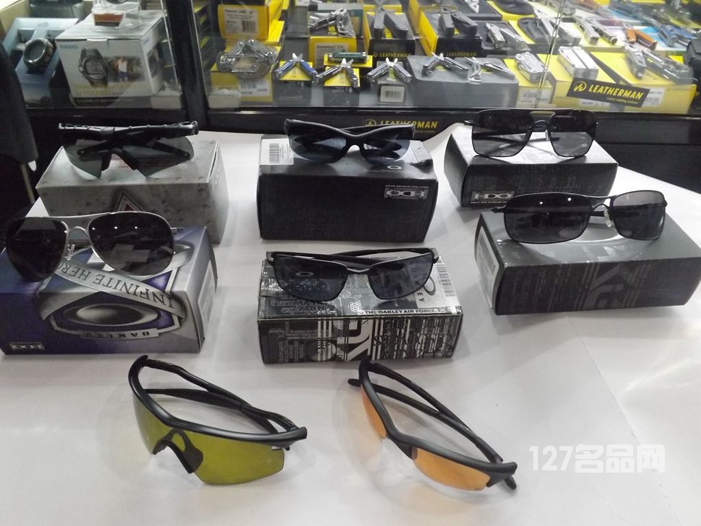 欧克利OAKLEY  11-116抗冲击偏光护目镜