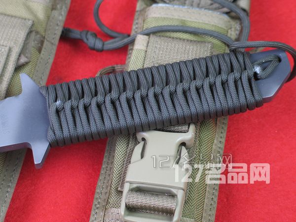 美国挺进者Strider BNSS T头战术直刀