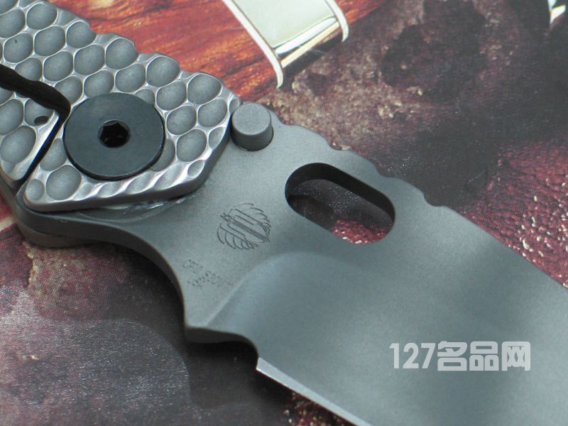 美国挺进者Strider SNG 弹坑柄战术折刀