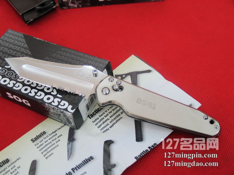美国哨格SOG SV68 钢柄攻击战术折刀 美国哨格SOG SV68 钢柄攻击战术折刀