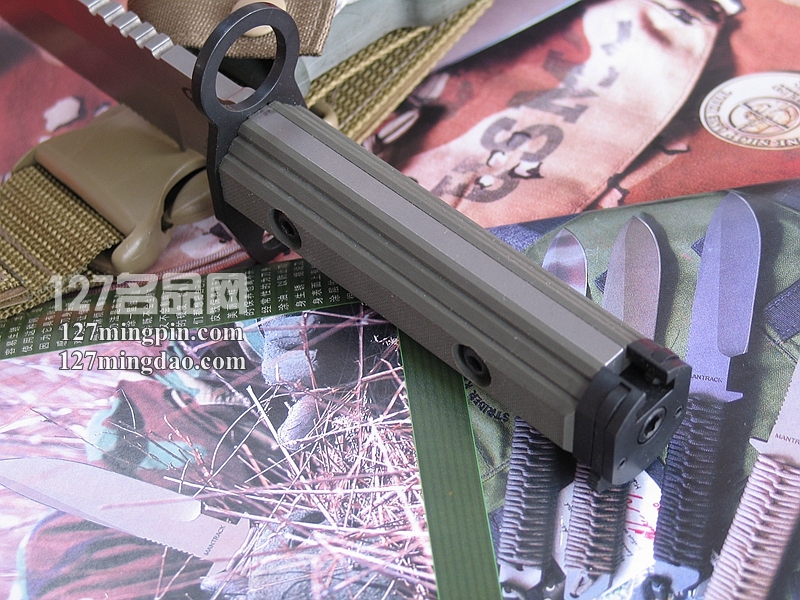 美国ZT 与挺进者和作版ZT-9刺刀