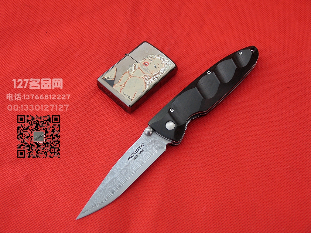 MCUSTA传世家徽 23D梯田纹大马士革钢 檀木柄折刀 MCUSTA传世家徽 23D梯田纹大马士革钢 檀木柄折刀